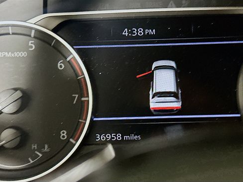 Used 2023 Nissan Rogue SV image 19