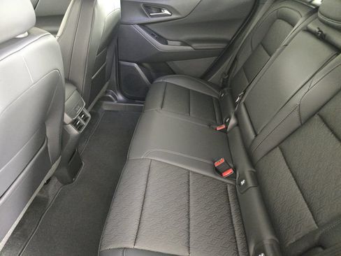 New 2026 Chevrolet Equinox LT w/ Convenience Package II FWD image 34