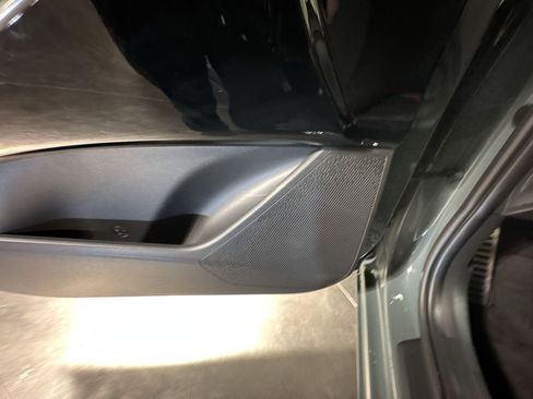 Certified 2025 Kia Niro EX Touring image 20