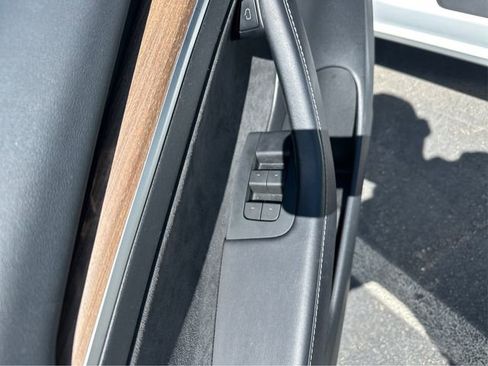 Used 2023 Tesla Model 3 Standard Range RWD image 15