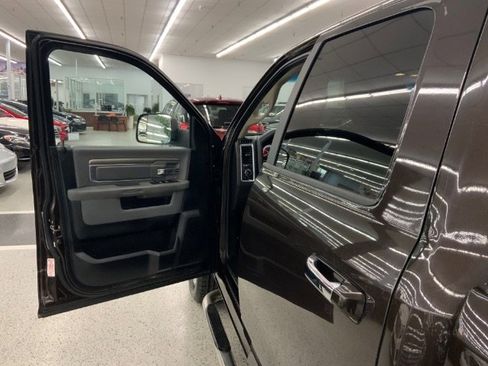 Used 2017 RAM 1500 Big Horn image 28
