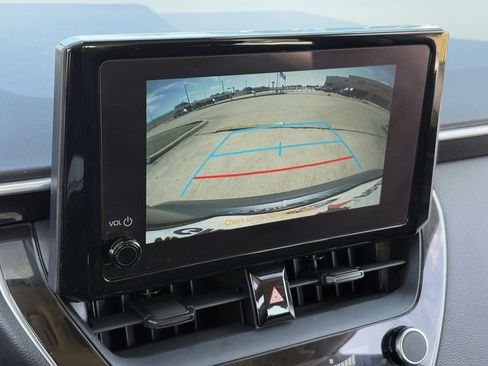 Used 2024 Toyota Corolla LE FWD image 15