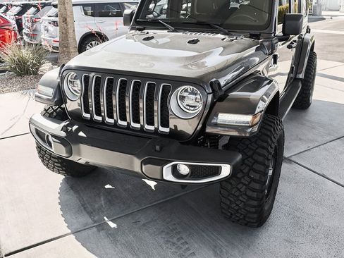 Used 2021 Jeep Wrangler Unlimited Sahara AWD/4WD image 5