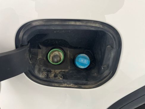 Used 2021 GMC Sierra 1500 SLT w/ SLT Convenience Package image 21