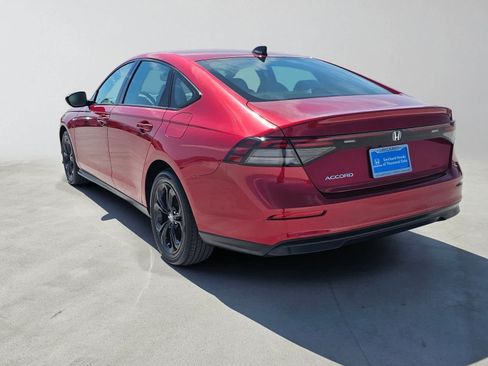 Used 2025 Honda Accord SE image 5