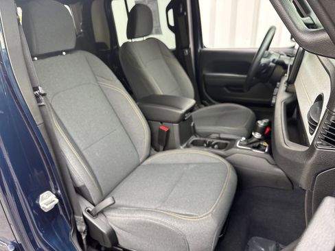 Used 2025 Jeep Gladiator Sport image 11