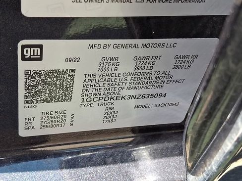 Used 2022 Chevrolet Silverado 1500 LT AWD/4WD image 21