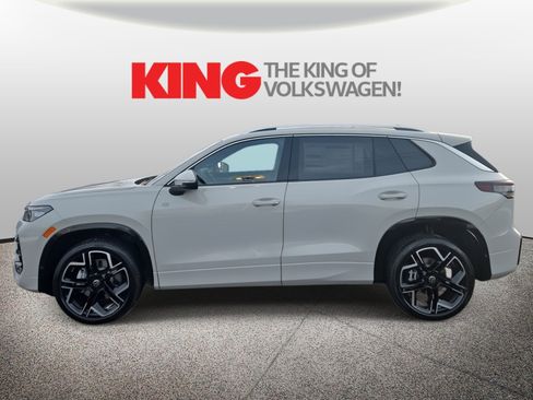 New 2026 Volkswagen Tiguan SEL R-Line image 7