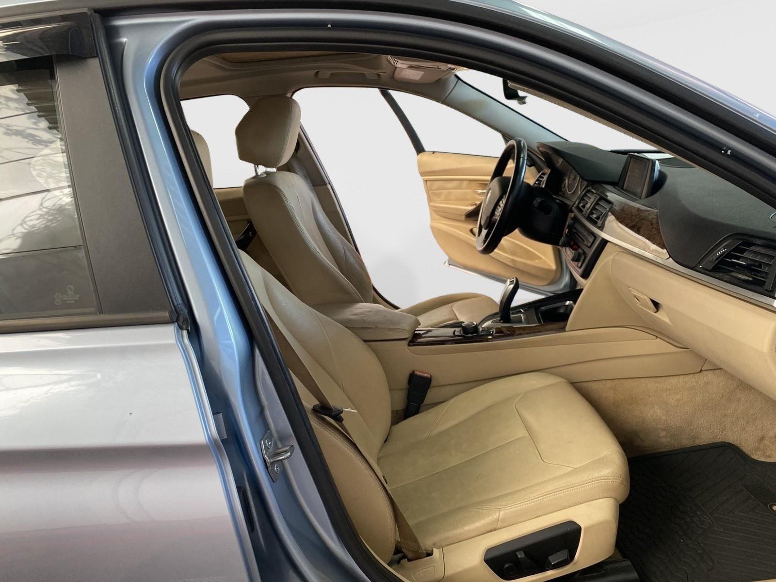 Used 2013 BMW 328i Sedan RWD image 9