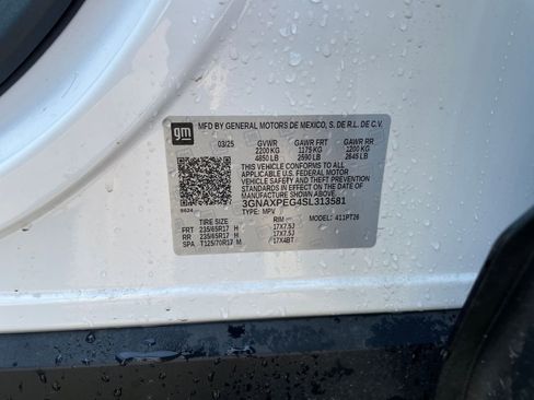 Used 2025 Chevrolet Equinox LT image 28