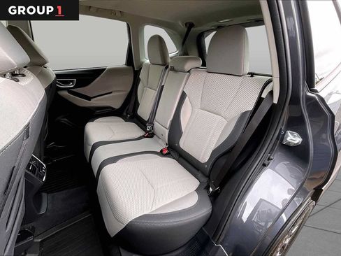 Used 2024 Subaru Forester Premium AWD/4WD image 21