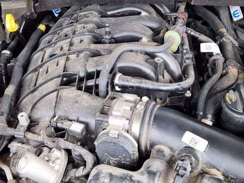 Used 2024 Jeep Grand Cherokee L Laredo AWD/4WD image 15