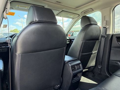Used 2025 Honda CR-V EX-L image 16