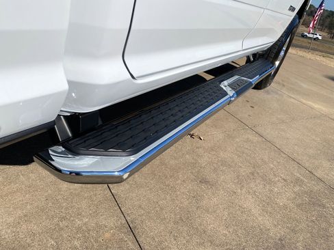 Used 2024 RAM 2500 Big Horn image 9