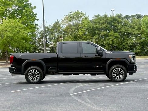 Used 2023 GMC Sierra 2500 AT4 w/ AT4 Premium Plus Package image 9