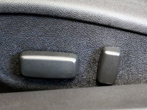 Used 2014 Chevrolet Camaro LT image 23