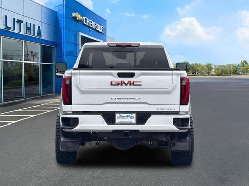 Used 2024 GMC Sierra 3500 Denali w/ Denali Reserve Package AWD/4WD image 7