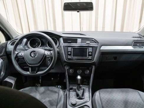 Used 2018 Volkswagen Tiguan S AWD/4WD image 16