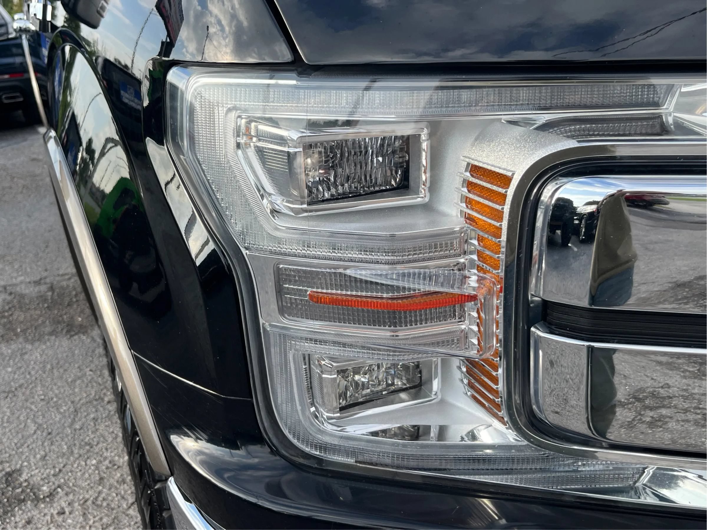 Used 2020 Ford F150 King Ranch w/ Equipment Group 601A Luxury AWD/4WD image 20