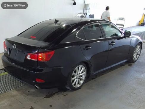 Used 2009 Lexus IS 250 w/ Premium Pkg RWD image 2