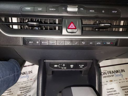 Used 2025 Kia K4 LXS image 24