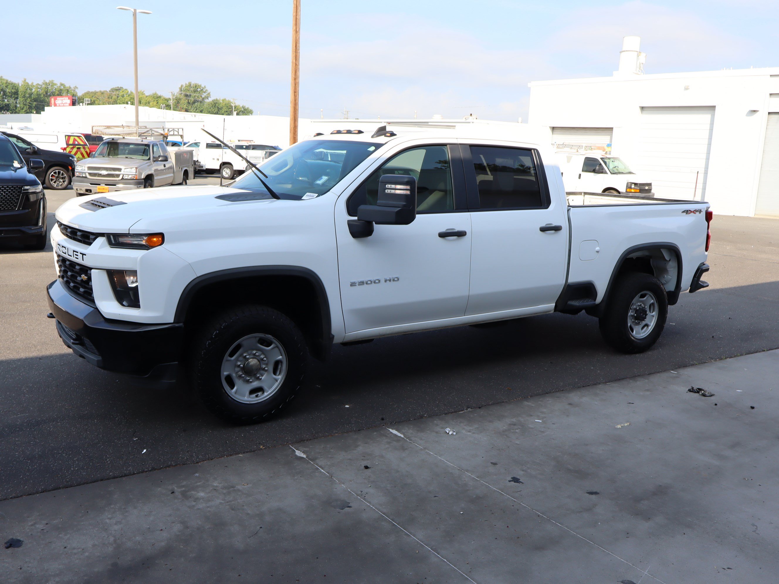 Used 2022 Chevrolet Silverado 2500 Custom w/ Custom Value Package AWD/4WD image 8