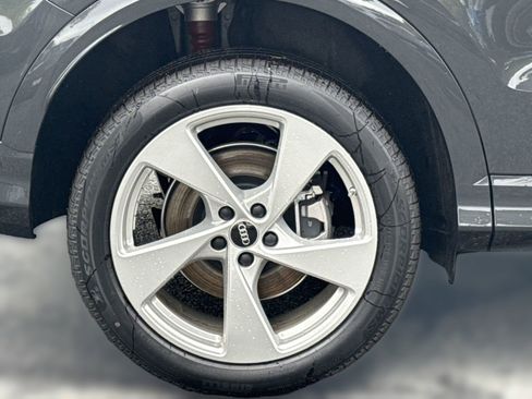 New 2025 Audi Q5 Premium Plus image 23