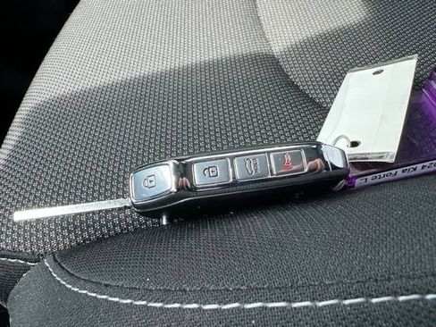 Certified 2024 Kia Forte LX FWD image 33