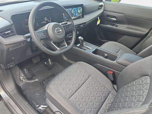 New 2026 Nissan Kicks SV w/ Cold Weather Package FWD image 15