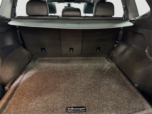 Used 2021 Volkswagen Tiguan SEL Premium R-Line image 31