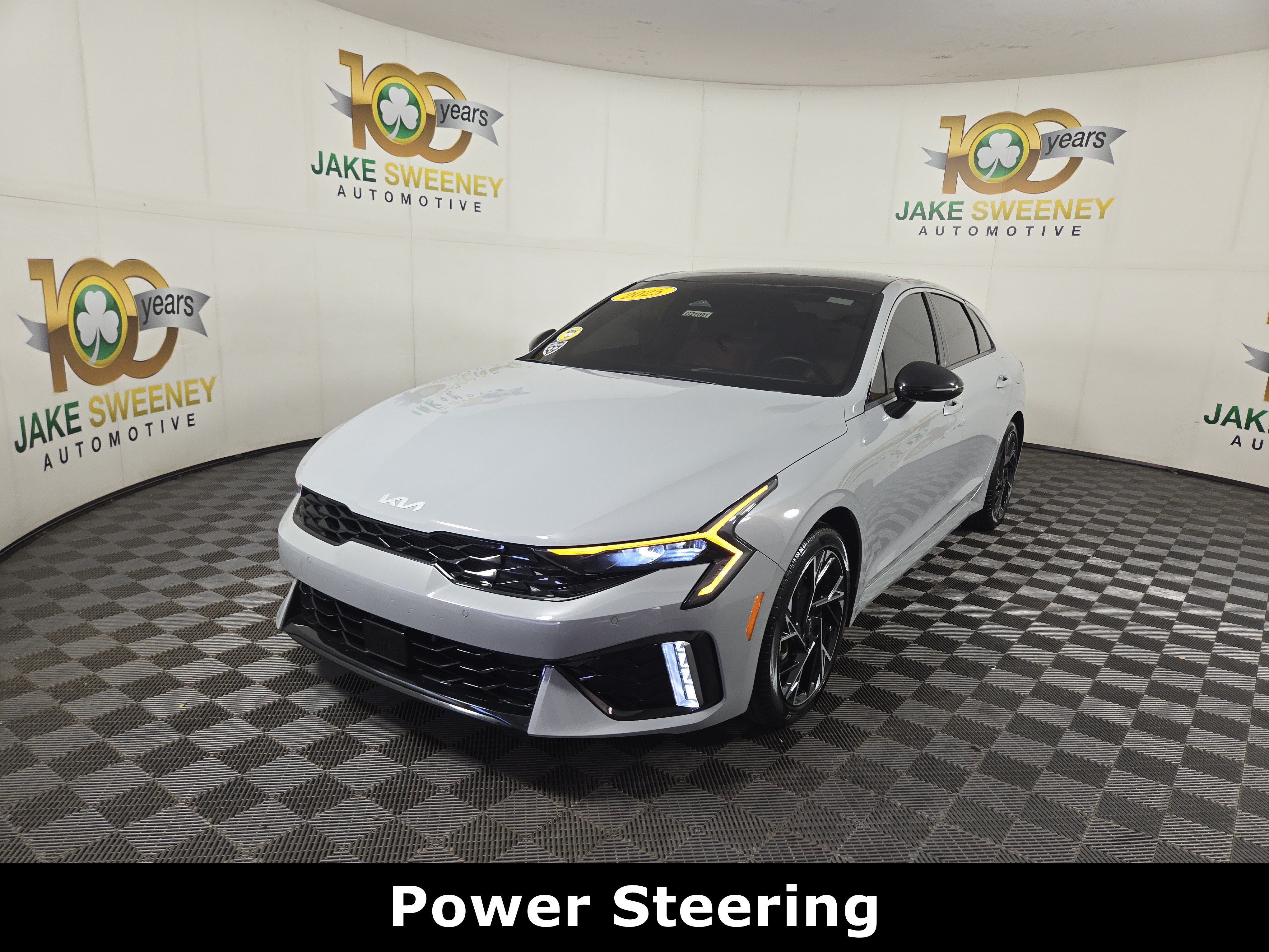 Used 2025 Kia K5 GT-Line w/ GT-Line Premium Package AWD/4WD image 3