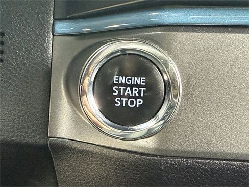 Used 2019 Toyota Tacoma TRD Sport w/ Technology Package image 24