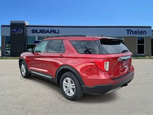Used 2021 Ford Explorer XLT w/ Equipment Group 202A image 3