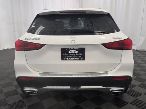 Used 2025 Mercedes-Benz GLA 250 4MATIC image 5