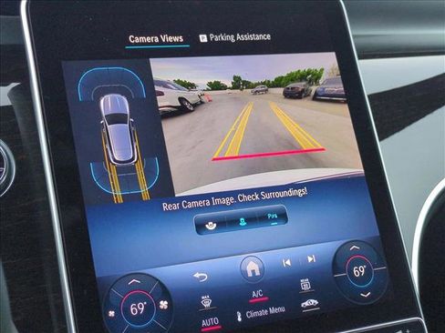 Used 2024 Mercedes-Benz GLC 300 image 13