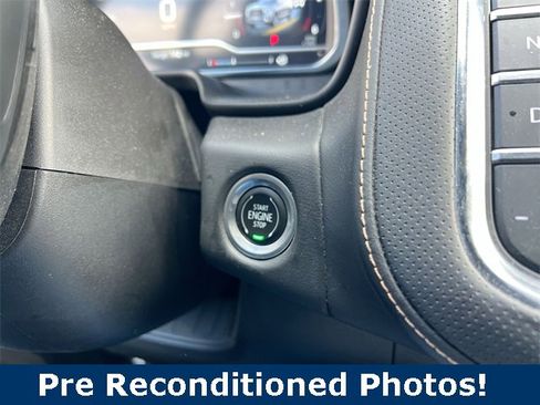 Used 2023 GMC Yukon AT4 image 17