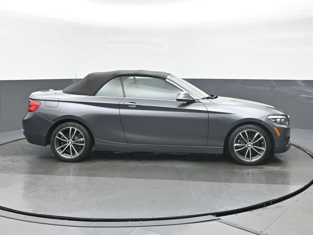 Used 2018 BMW 230i xDrive Convertible AWD/4WD image 2