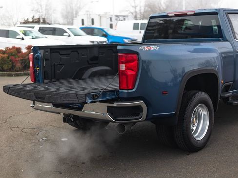 New 2026 Chevrolet Silverado 3500 LTZ w/ LTZ Convenience Package image 12