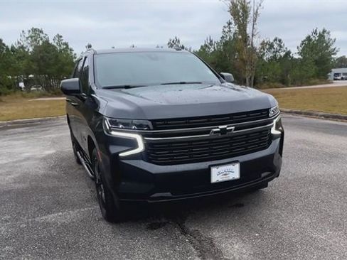 Used 2022 Chevrolet Tahoe RST image 2