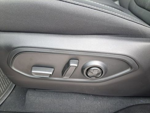 New 2025 Jeep Grand Cherokee Laredo w/ MOPAR Finishing Package image 25