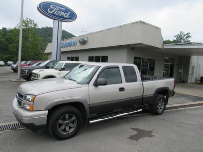Used 2006 Chevrolet Silverado 1500 LT w/ Light Duty Power Package
