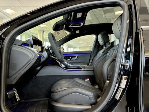 New 2025 Mercedes-Benz S 63 AMG S image 13