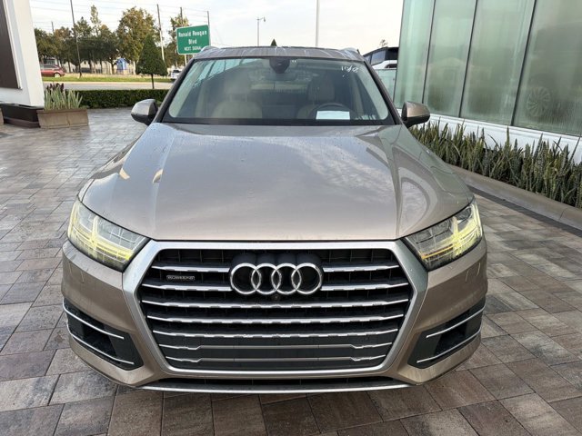 Used 2019 Audi Q7 3.0T Premium Plus w/ Premium Plus Package AWD/4WD image 7