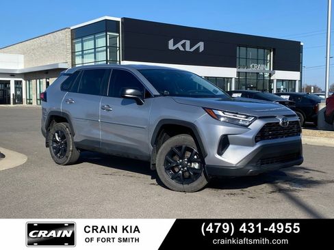 Used 2024 Toyota RAV4 LE image 1