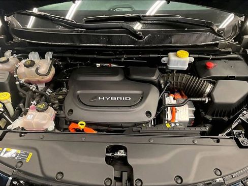 Used 2022 Chrysler Pacifica Pinnacle image 9