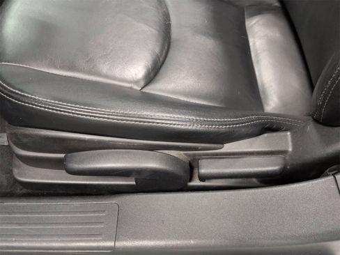 Used 2013 MAZDA MX-5 Miata Grand Touring w/ Premium Pkg image 22