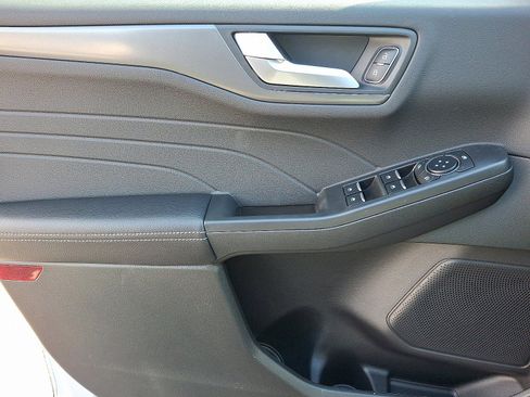 New 2026 Ford Escape SE image 22