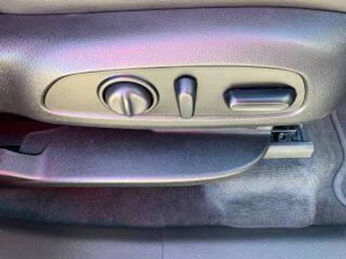 Used 2019 Chevrolet Traverse LT image 15