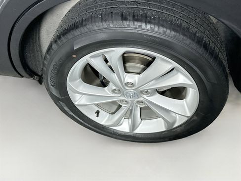 Used 2023 Buick Encore GX Preferred image 11