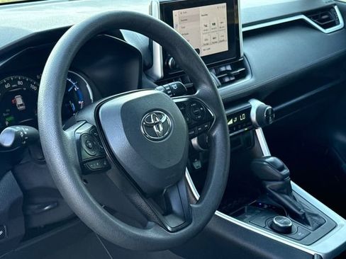 Used 2025 Toyota RAV4 XLE w/ Convenience Package AWD/4WD image 19